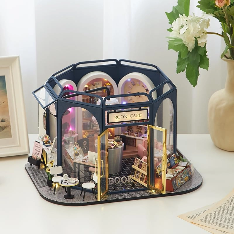 DIY Miniature Dollhouse Kit - 124 scale