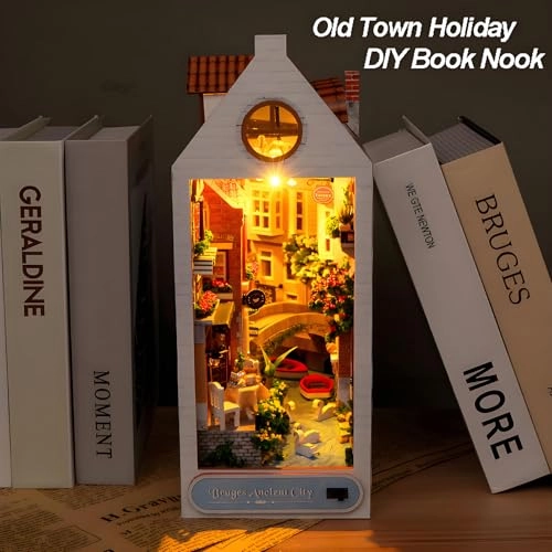 DIY Dollhouse Miniature Book Nook - Holiday 1:32