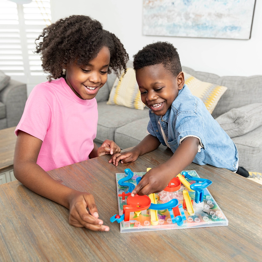 Dino 3D Snakes & Ladders