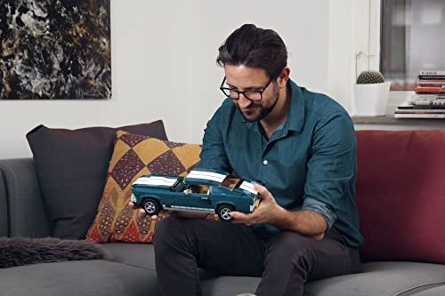 Ford Mustang (10265) - Creator Expert Exclusive Collector's Car Model