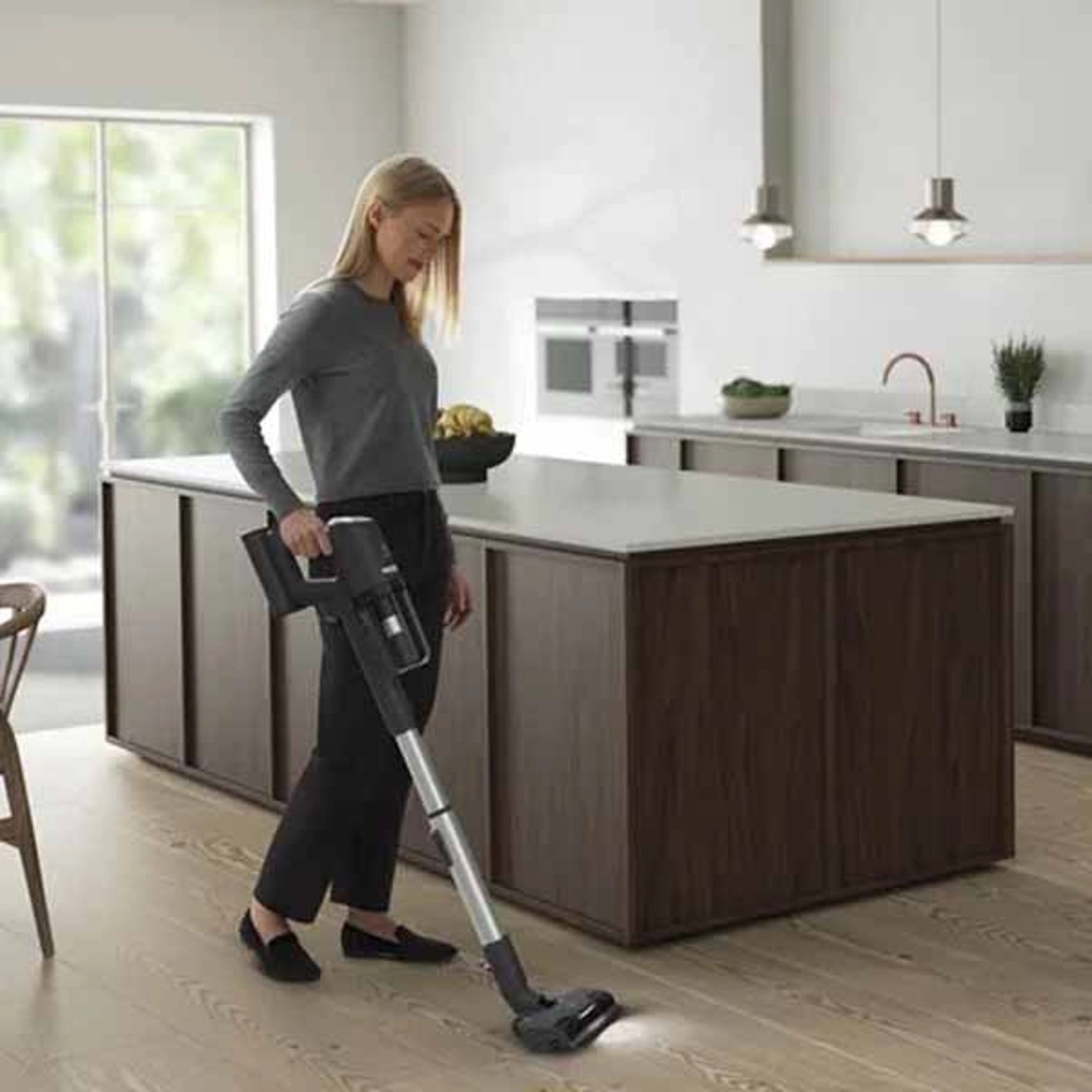 UltimateHome 900 - Stick Vacuum Cleaner 35 minutes