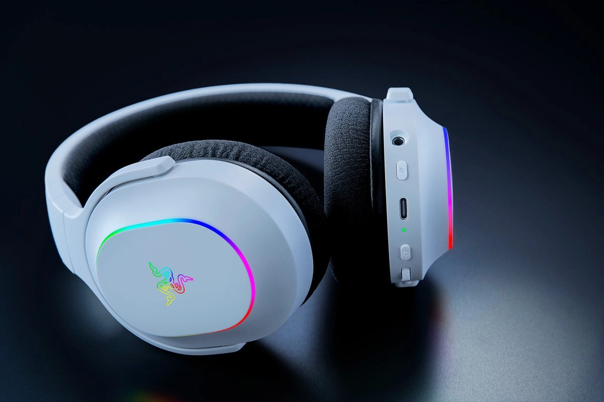 Barracuda X Chroma Wireless Headset