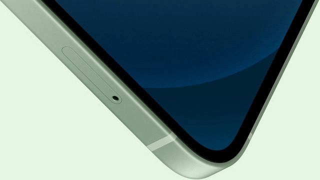 Ceramic Shield. Materially stronger.