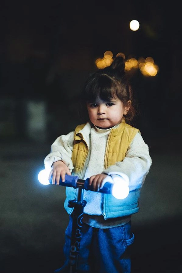 Mini Deluxe Magic - Aqua LED wheels