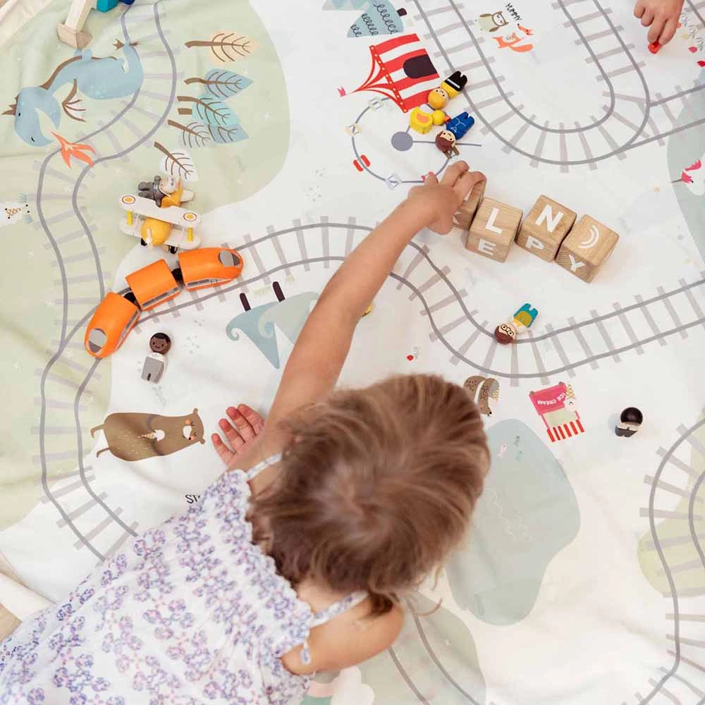 Playmat & Storage Bag - Train Suitable for 1 year & above