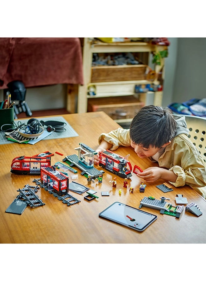 City Downtown Tram and Station (60423) - Vehicle