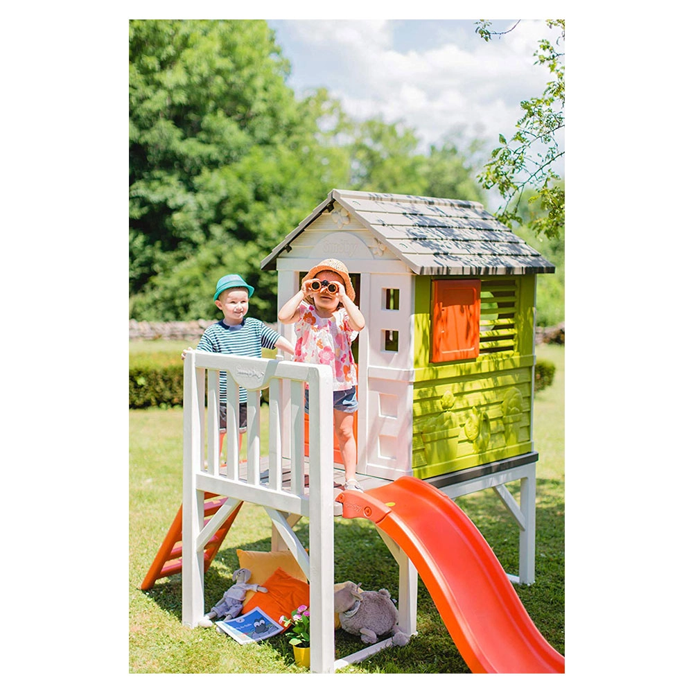 Pilings House - Sturdy slide UV-treated plastic