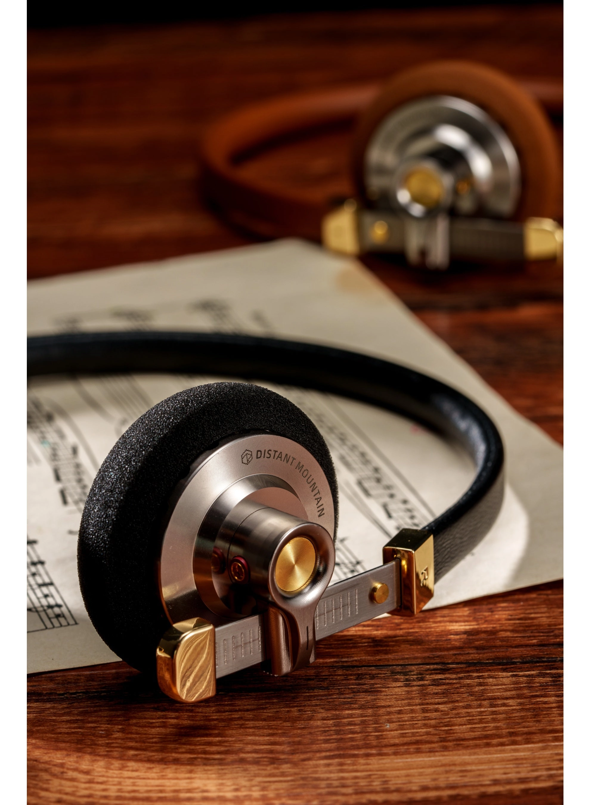 Distant Mountain Wired Headphone