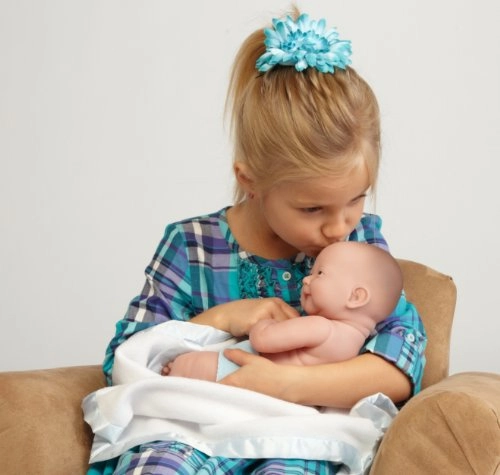 La Newborn First Yawn - 14 inches Vinyl Real Girl Ages 2+