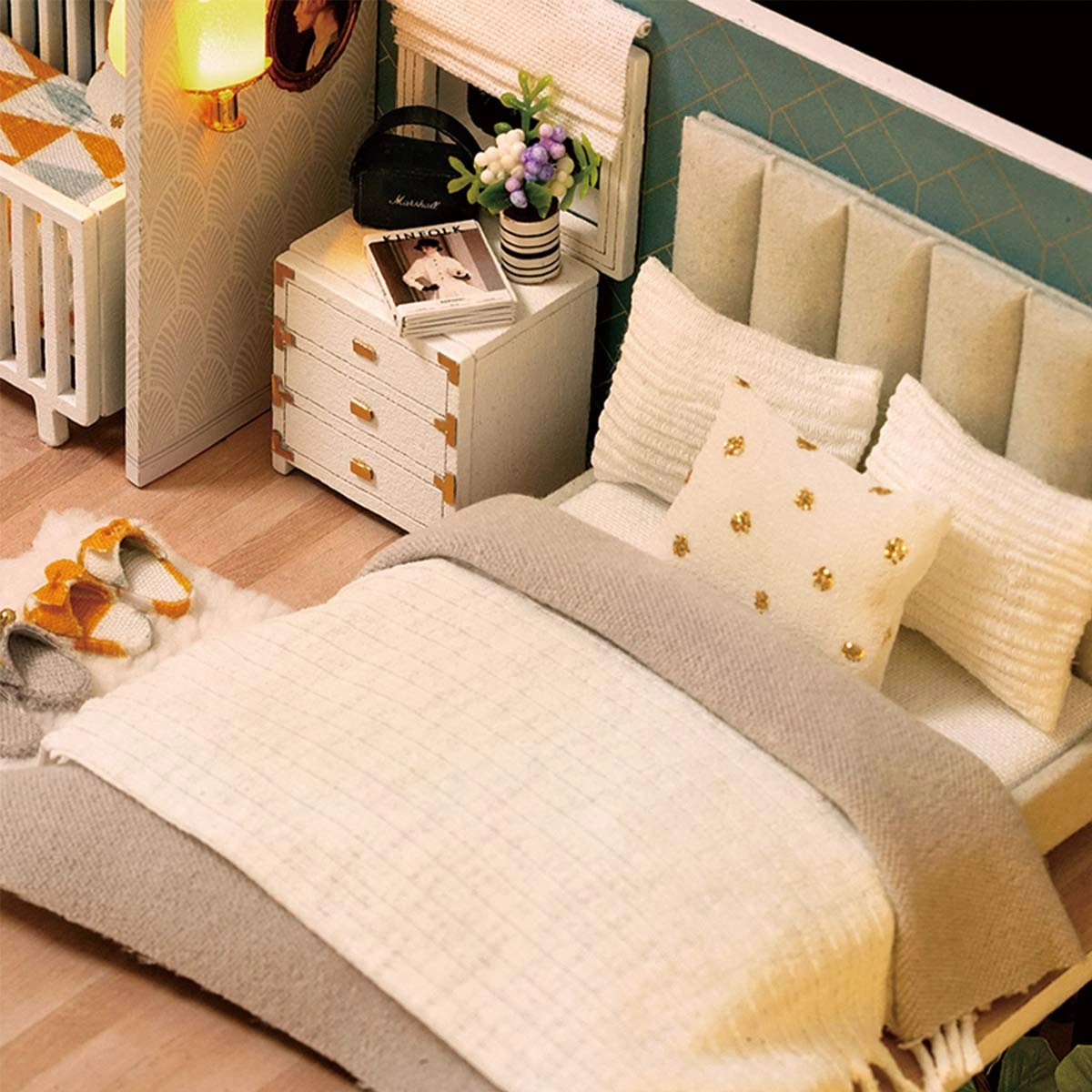 DIY Miniature Dollhouse Kit - Tiny House 1:24