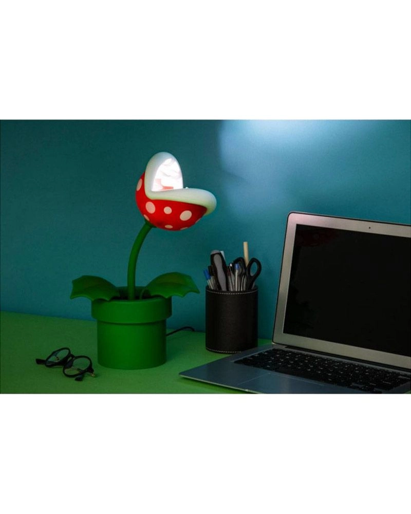 Super Mario Posable Mini Piranha Plant Lamp - 3 AAA 1.5V batteries