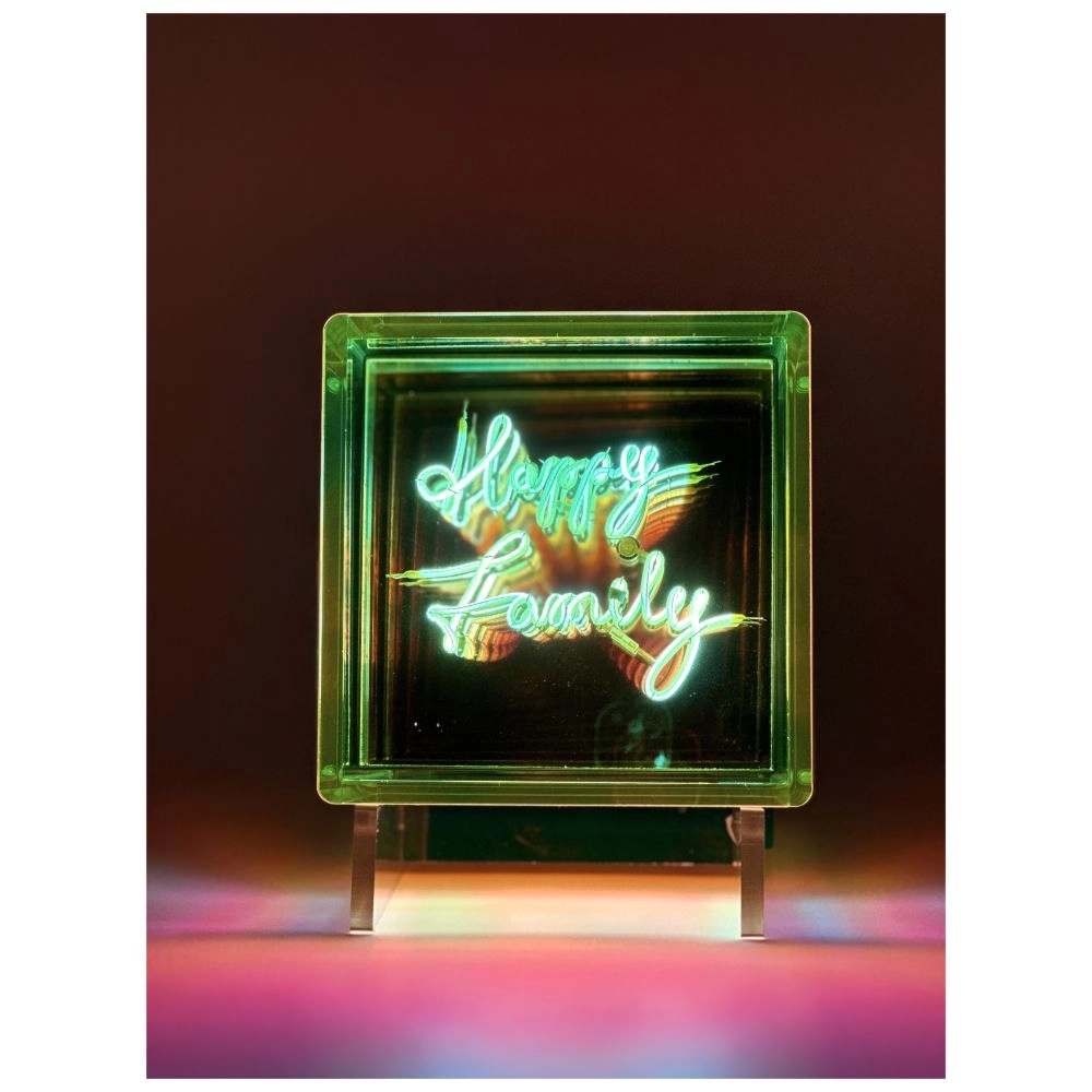 MESSAGE IN THE BOX Happy Family Light