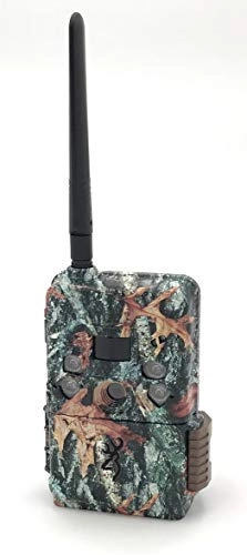 Defender Wireless Pro Scout - 4G LTE 18MP + Ultra 32GB SD Card + USB Card Reader