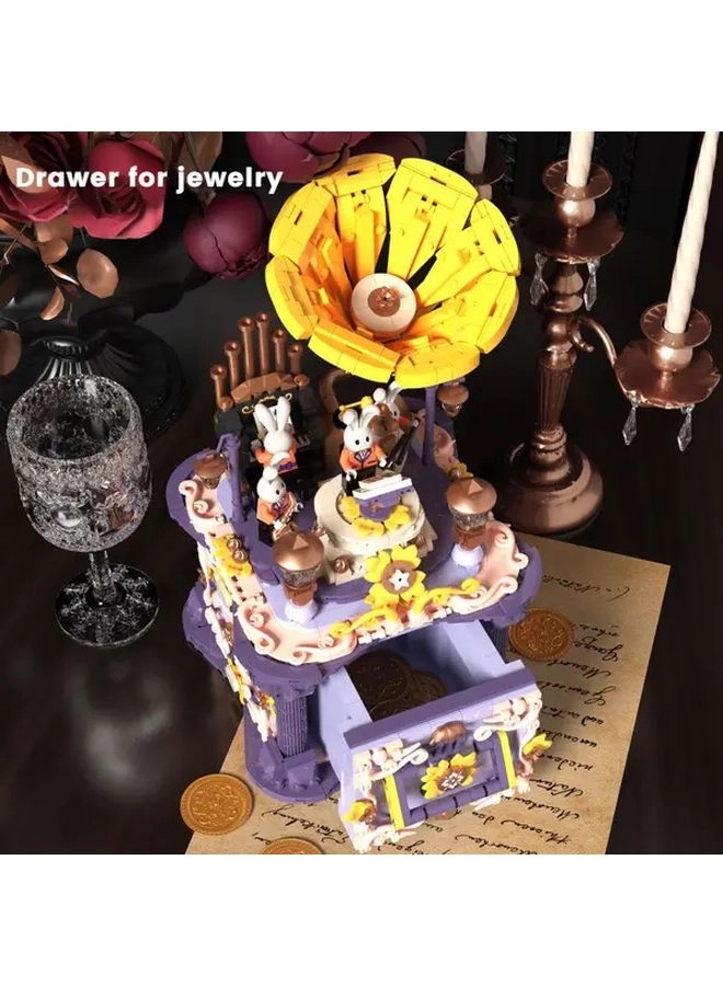 Vintage Gramophone - 1617 pcs