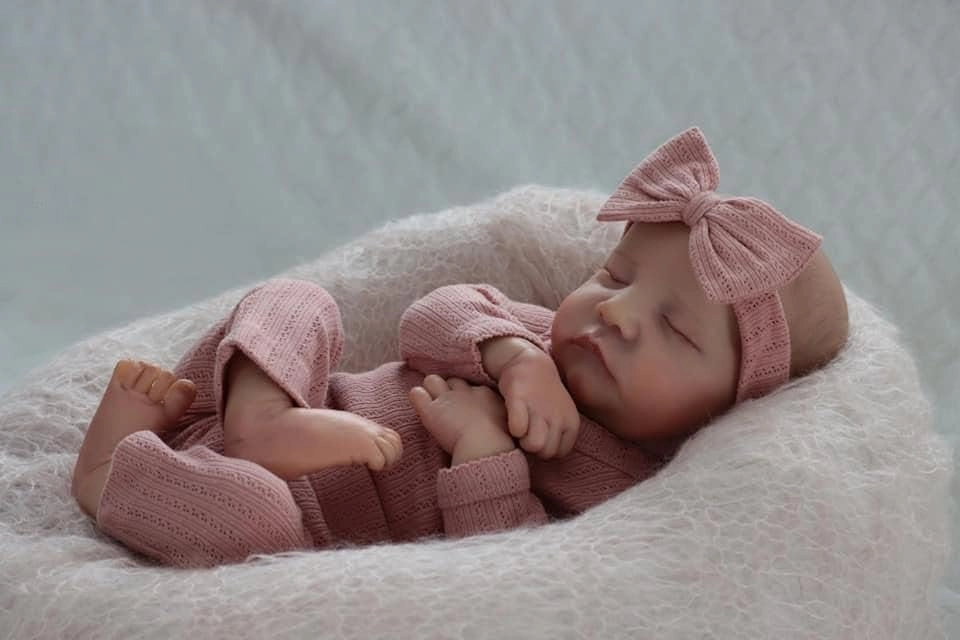 Reborn Doll - 18"/48cm Soft Silicone vinyl Pink Ages 3+