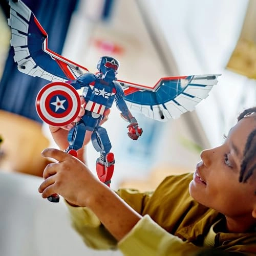 Marvel Captain America Construction Figure
