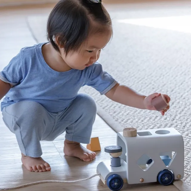 Wooden Sorting Bus - Suitable for 12 months and above