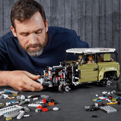 Technic Land Rover Defender (42110)