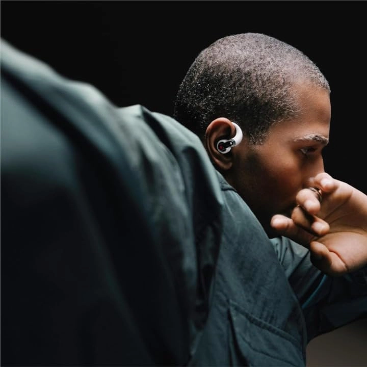 AeroTune Wireless Earbud