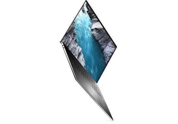 XPS 17 9710 - 17'' Core i9-11980HK 64GB DDR4 2000GB SSD