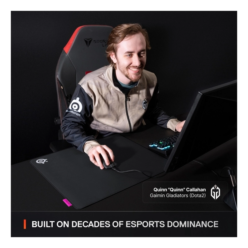 QcK Performance L Gaming Mouse Pad - 49x42 cm