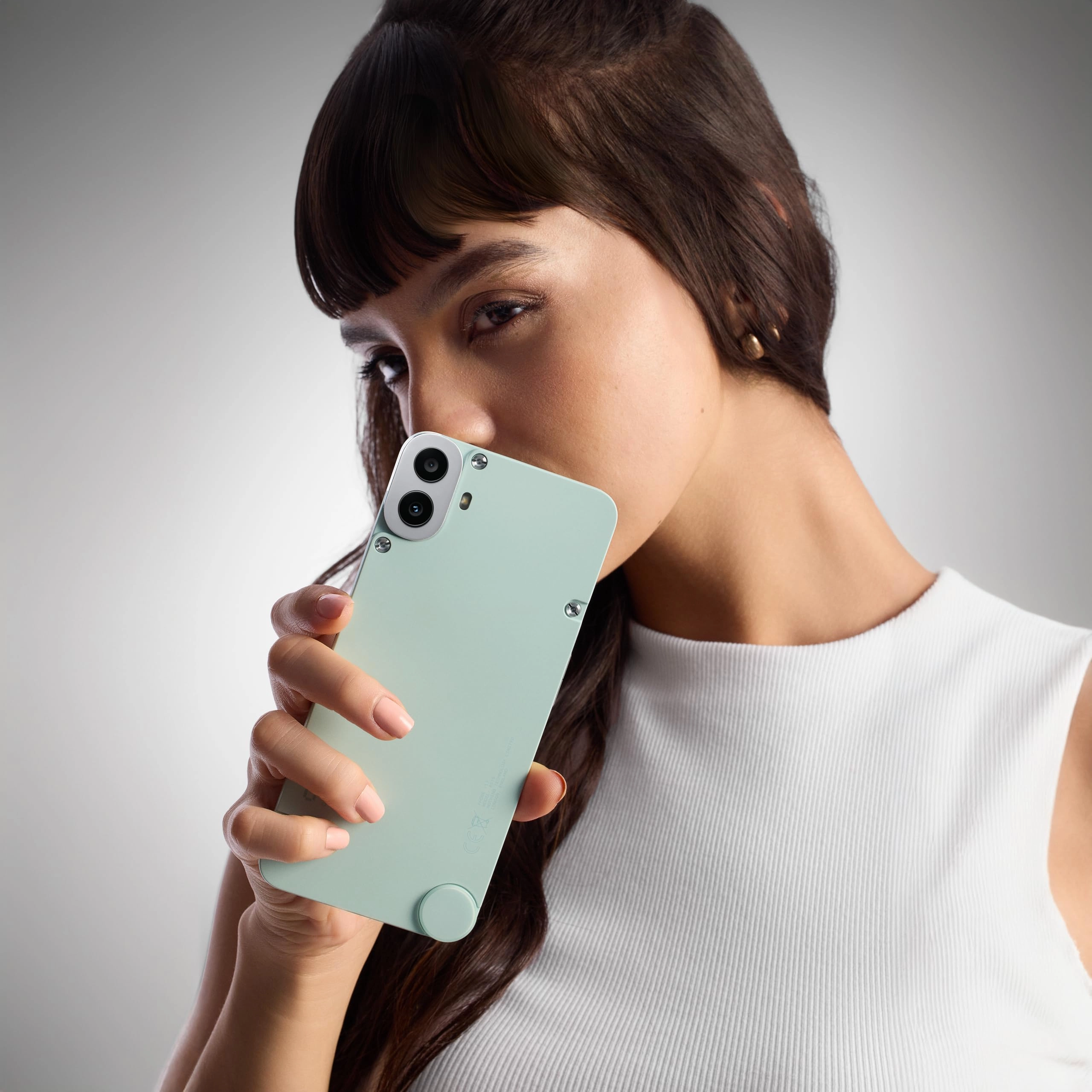 Phone 1 - 8 GB 128 GB