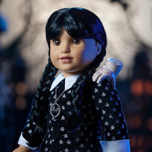 Wednesday Doll - Vinyl Multicolor Ages 6+