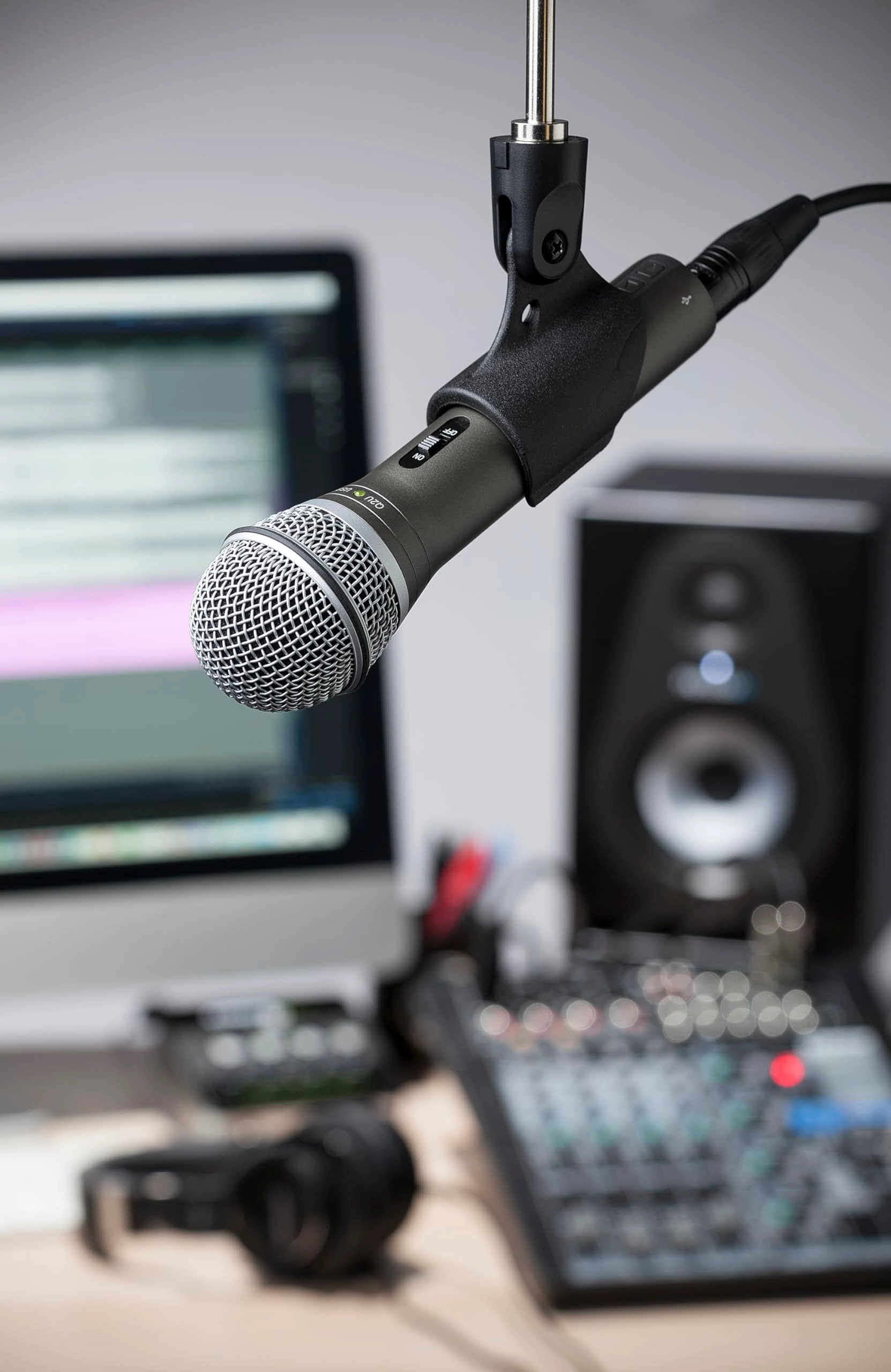 Q2U USB+XLR Microphone + ASVS4B + USB 2.0 A Male to A Female Extension Cable + Cleaning Cloth