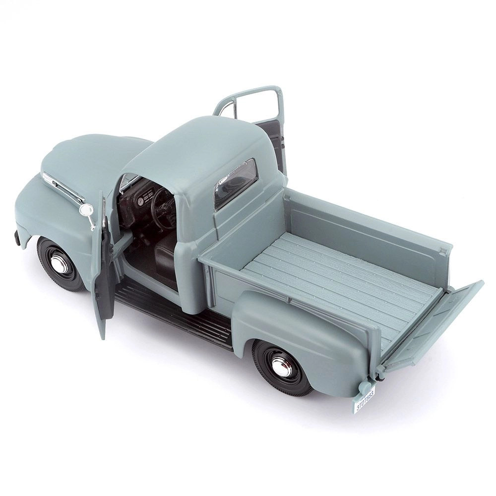 1948 Ford F-1 Pickup - 1:24