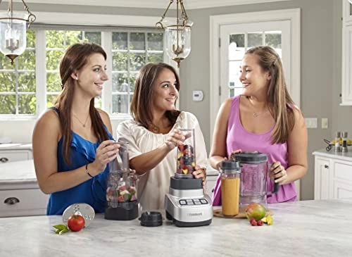 BFP-650 - 2-in-1 blender/food processor, Pre-programmed smoothie and ice crush, 3-Cup food processor attachment