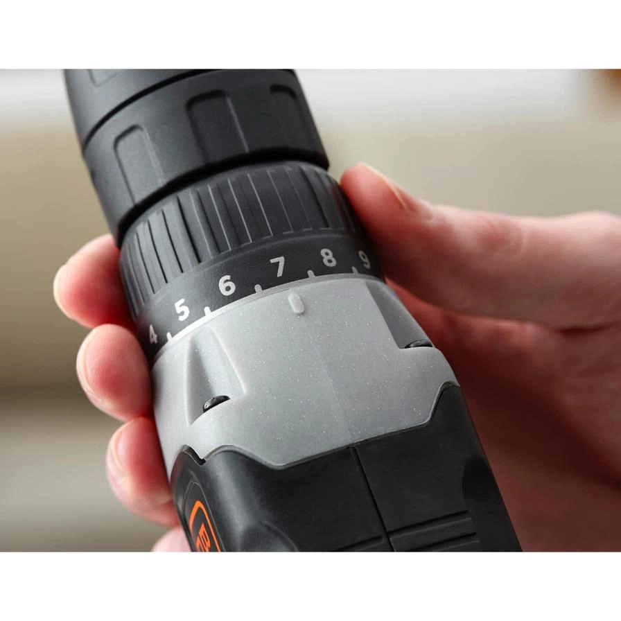 Cordless Power Drill + Battery - 1.5 Ampere-hour 18 V + Tool Set