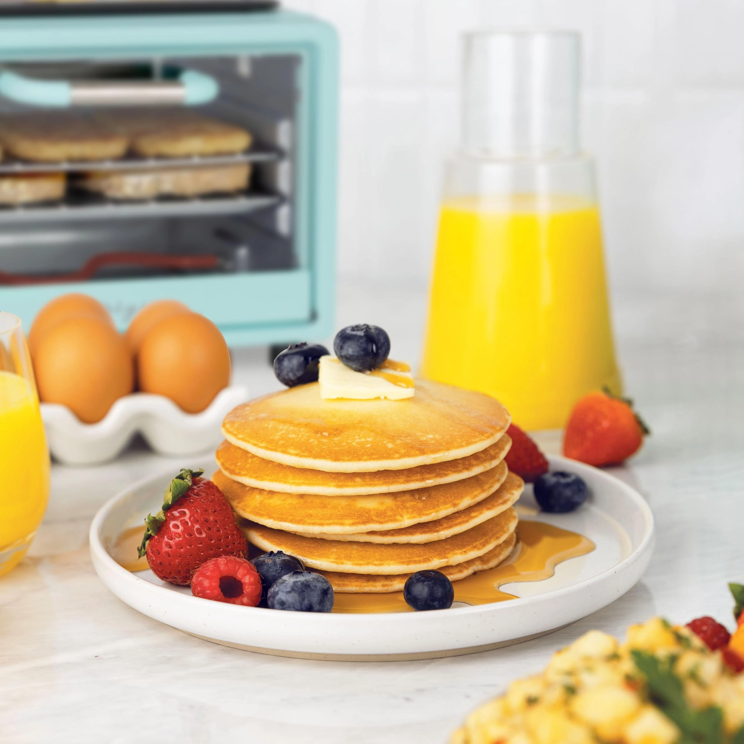 3-in-1 Retro Breakfast Station - 5 Cups Non-Stick Ceramic Griddle 4-Slice Toaster Oven