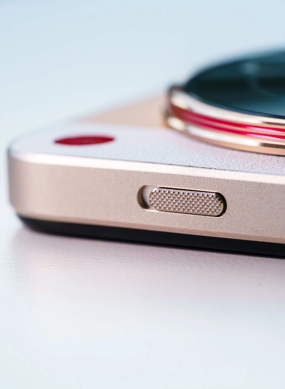 Focus Pro - 8GB 256GB