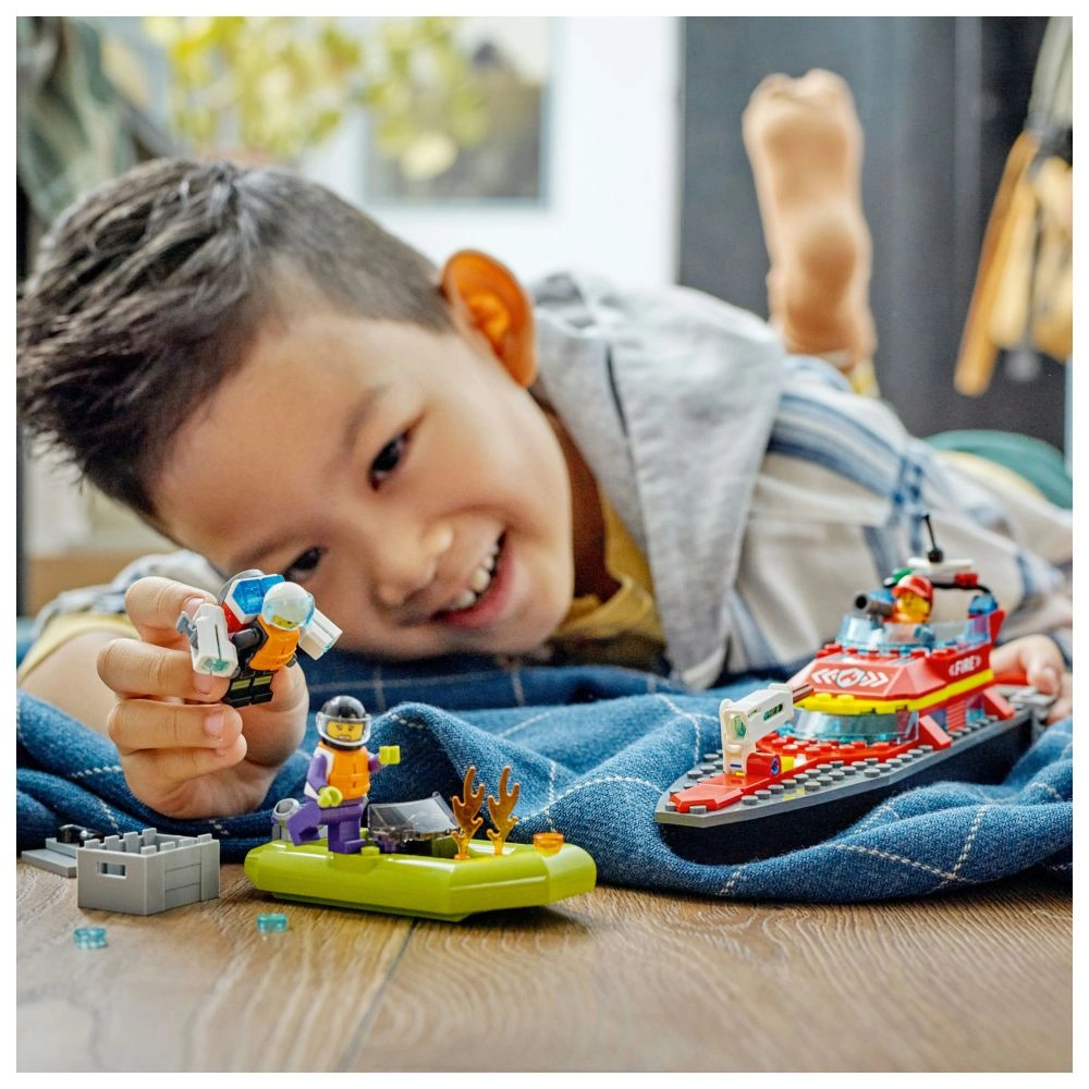 City Fire Rescue Boat - 144pcs