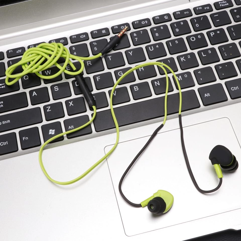 BO52LZ9510RU2YA3QG37Q6D4 Wired Earbud