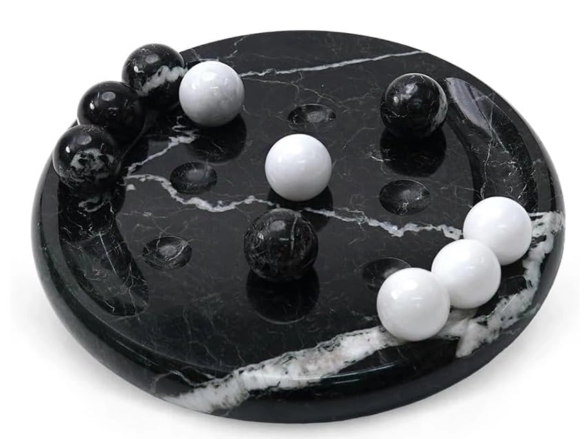 Marble Noughts & Crosses