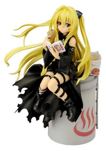 Generic Golden Darkness - To Love Ru Darkness (29.2 cm)