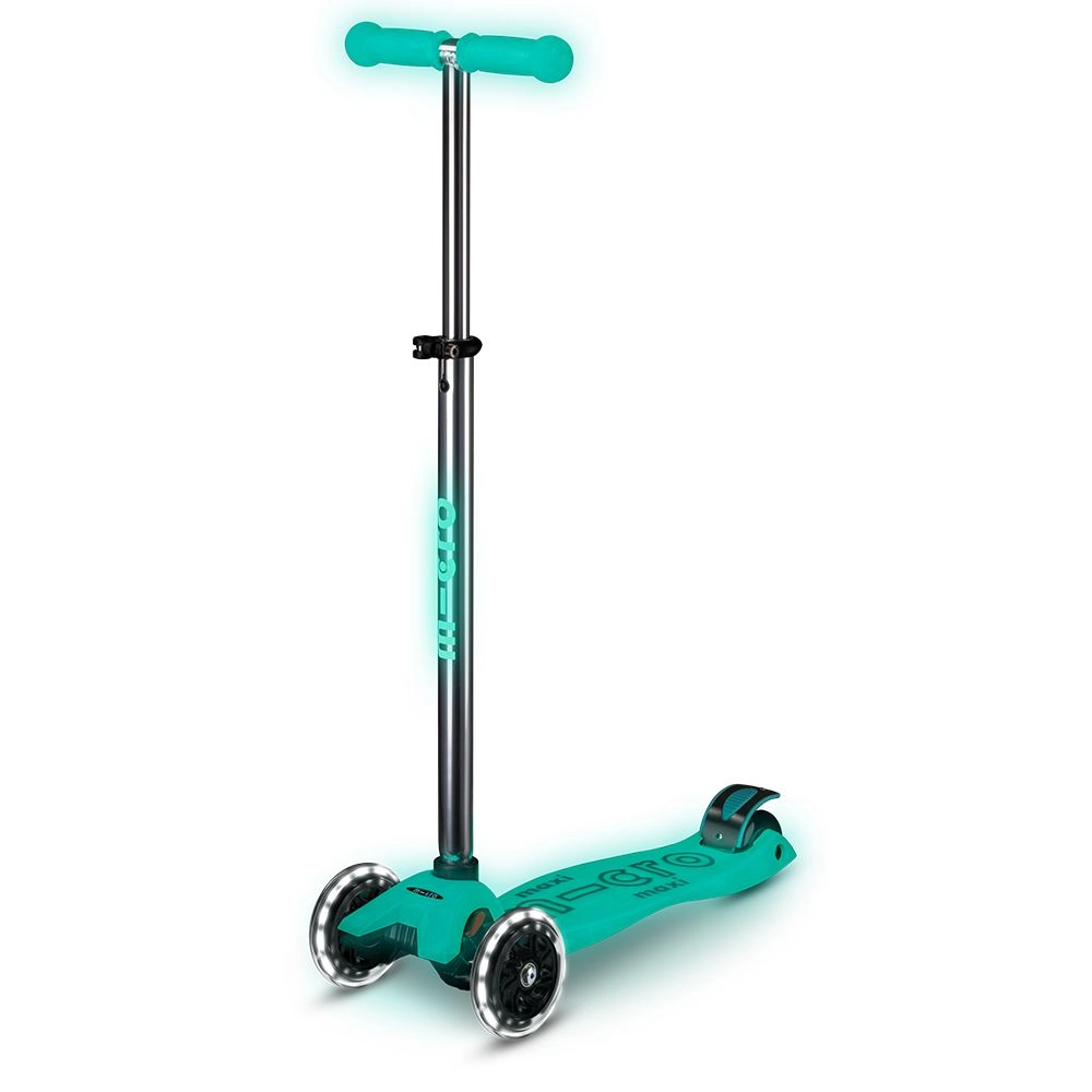 Maxi Deluxe 3-Wheel Kick Scooter – 120/80 mm LED