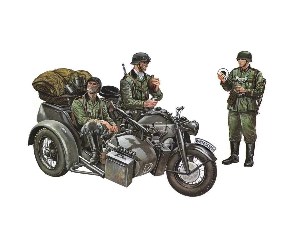 Italeri ZUNDAPP KS750 Model Kit (510000317) - 1:35