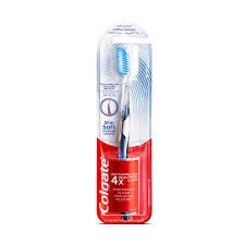 Colgate Slim Soft Advanced Toothbrush - 17x slimmer tip bristles 1-Piece Pack