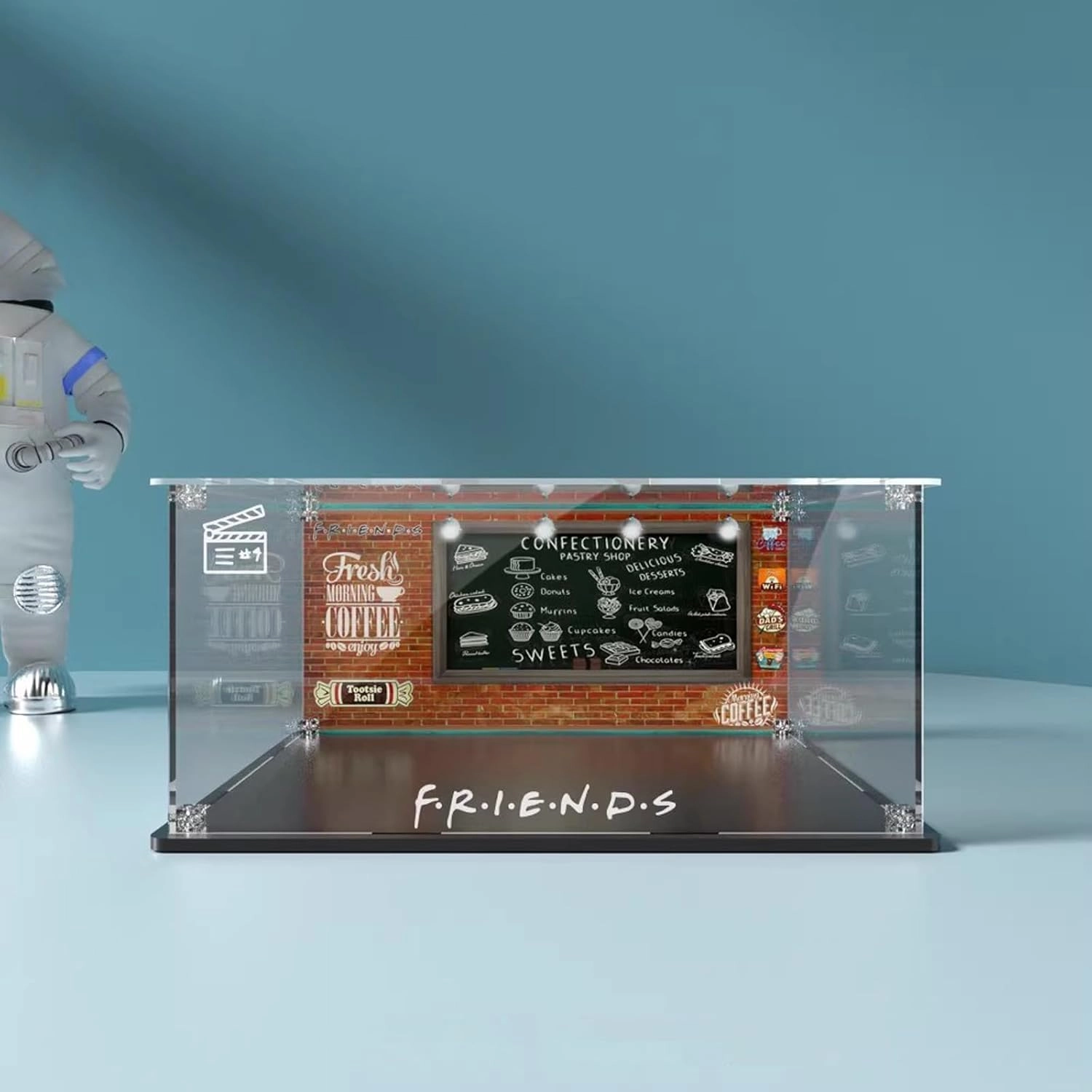 OYTOCLKU Acrylic Display Case - 32 x 25 x 15 cm dustproof