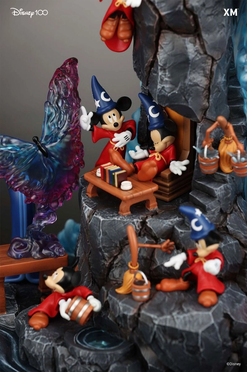 Mickey - Fantasia - Polystone and PU 3 switchout parts