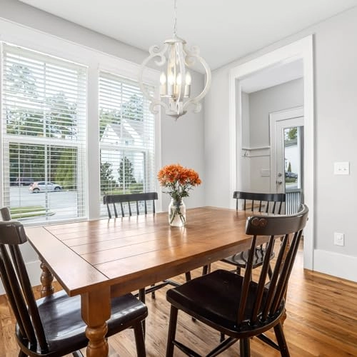 4 Light Pendant Light Fixture - Dimmable