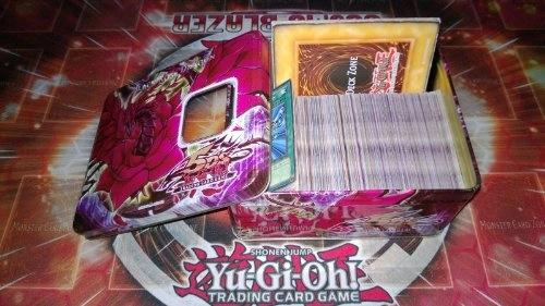 YuGiOh SUPER Mega Lot - 100 pcs