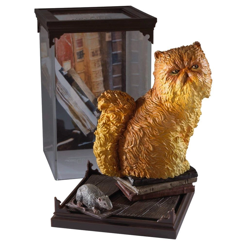 Noble Collection Crookshanks - Harry Potter - Magical Creatures No.11 (18.5 cm)