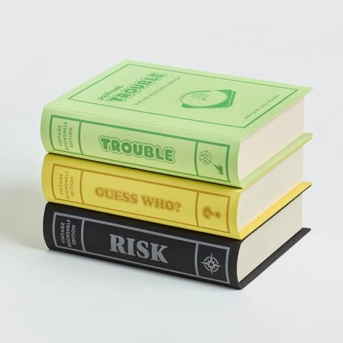 RISK: Vintage Bookshelf Edition + Trouble + Guess Who?